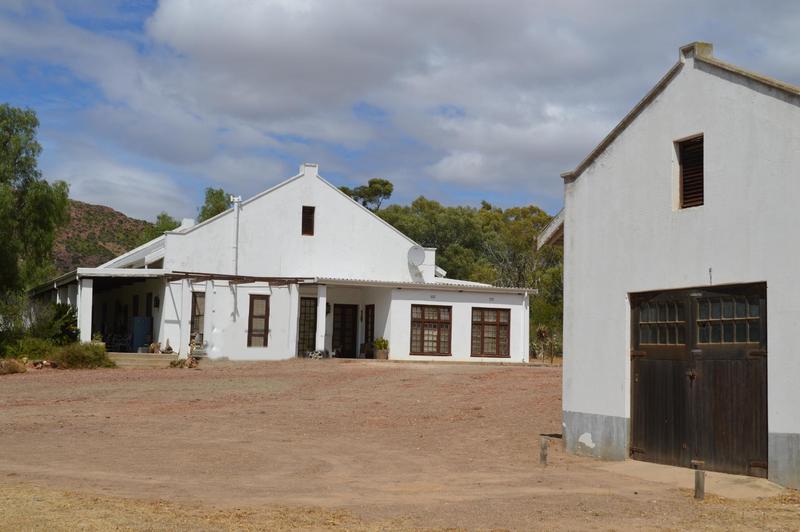 4 Bedroom Property for Sale in Ladismith Western Cape